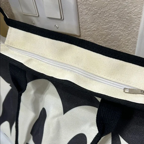 Mickey Mouse Black and White  Tote Bag NWOT - Picture 4 of 7